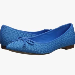 Marc Fisher Womens Apala Ballet Flat Shoes, Blue Satin, US 6.5 - NWT